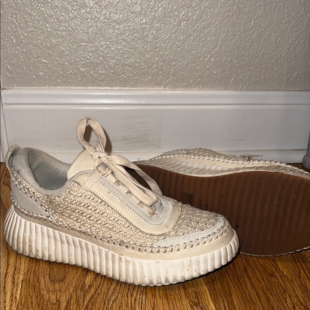 Women's Cream Sneakers